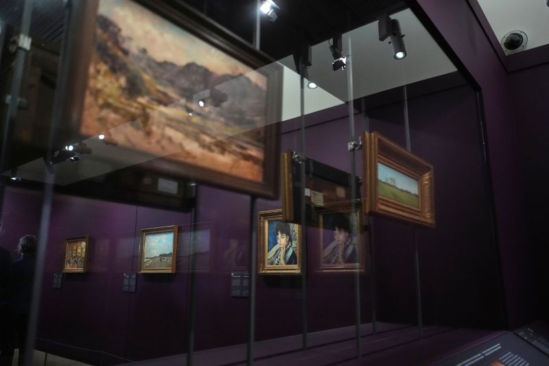 Paintings in the Musée d'Orsay Musée d'Orsay opens gallery dedicated to still-unclaimed works