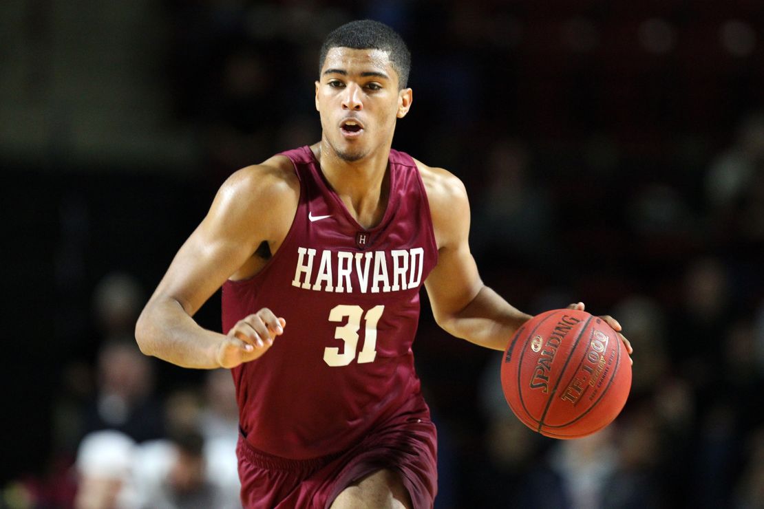 Towns was a college standout at Harvard.