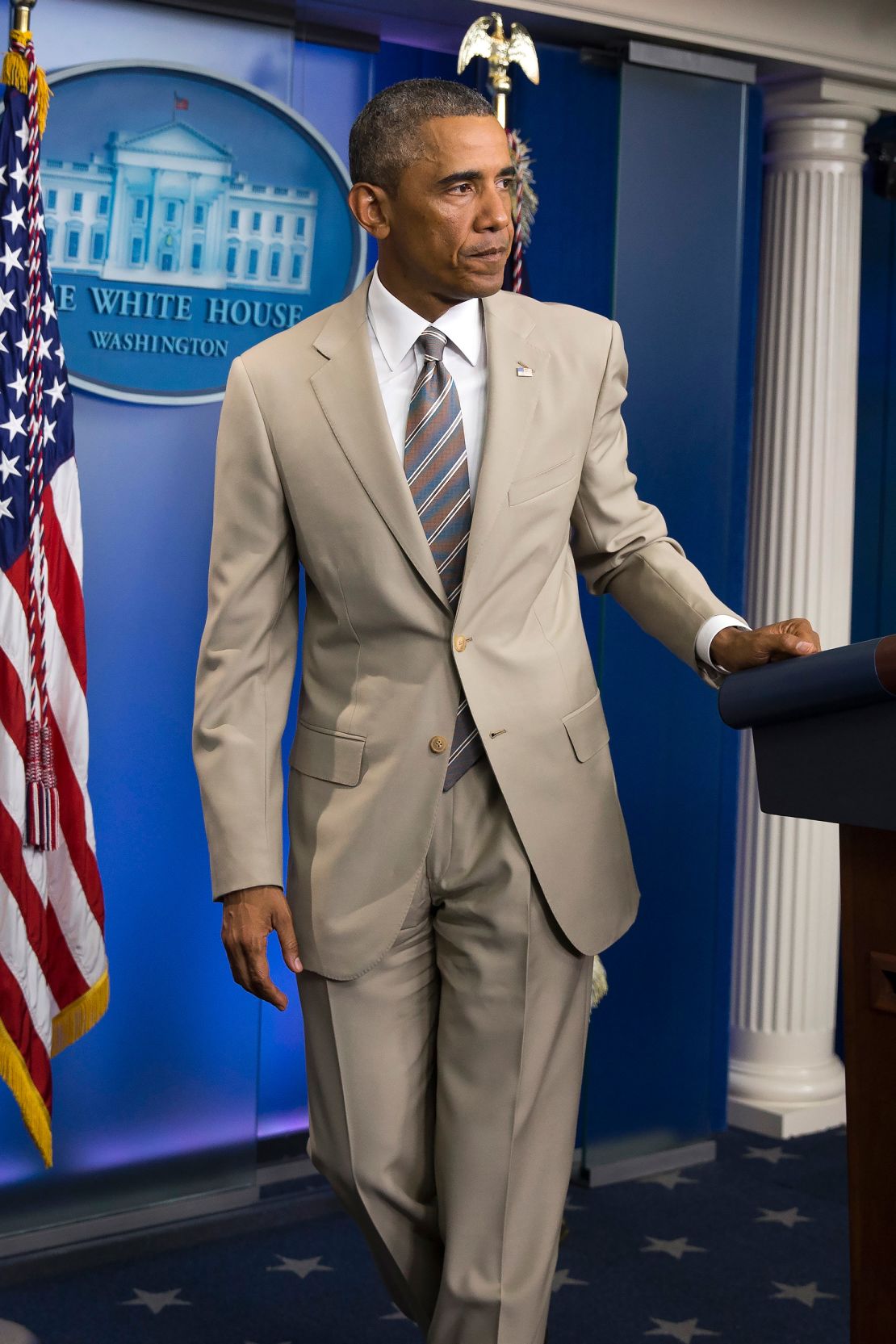 Despite having worn a tan suit before, President Barack Obama's light-colored two-piece broke the internet when he wore it in August 2014 to deliver a White House press briefing about the economy, Iraq, and Ukraine.