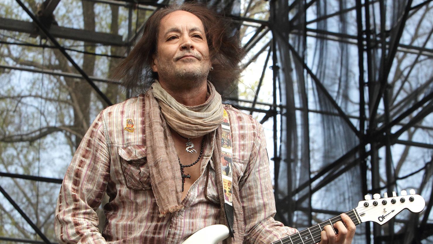 Jake E. Lee, former guitarist for Ozzy Osbourne, performing at the 2014 M3 Rock Fest in Columbia, Maryland.