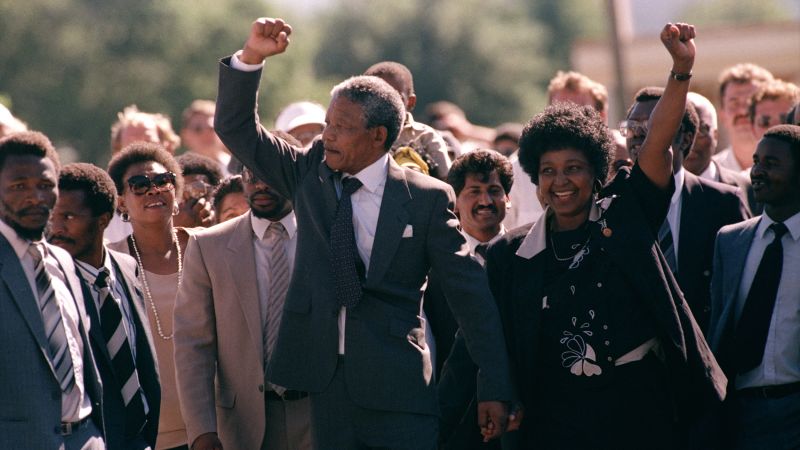 Южна Африка провали своето чернокожо мнозинство. Политическите наследници на Нелсън Мандела може да платят цената