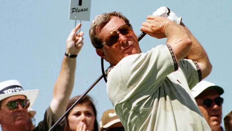 
                            Fuzzy Zoeller, two-time major champion haunted by racist joke about Tiger Woods, dies at 74