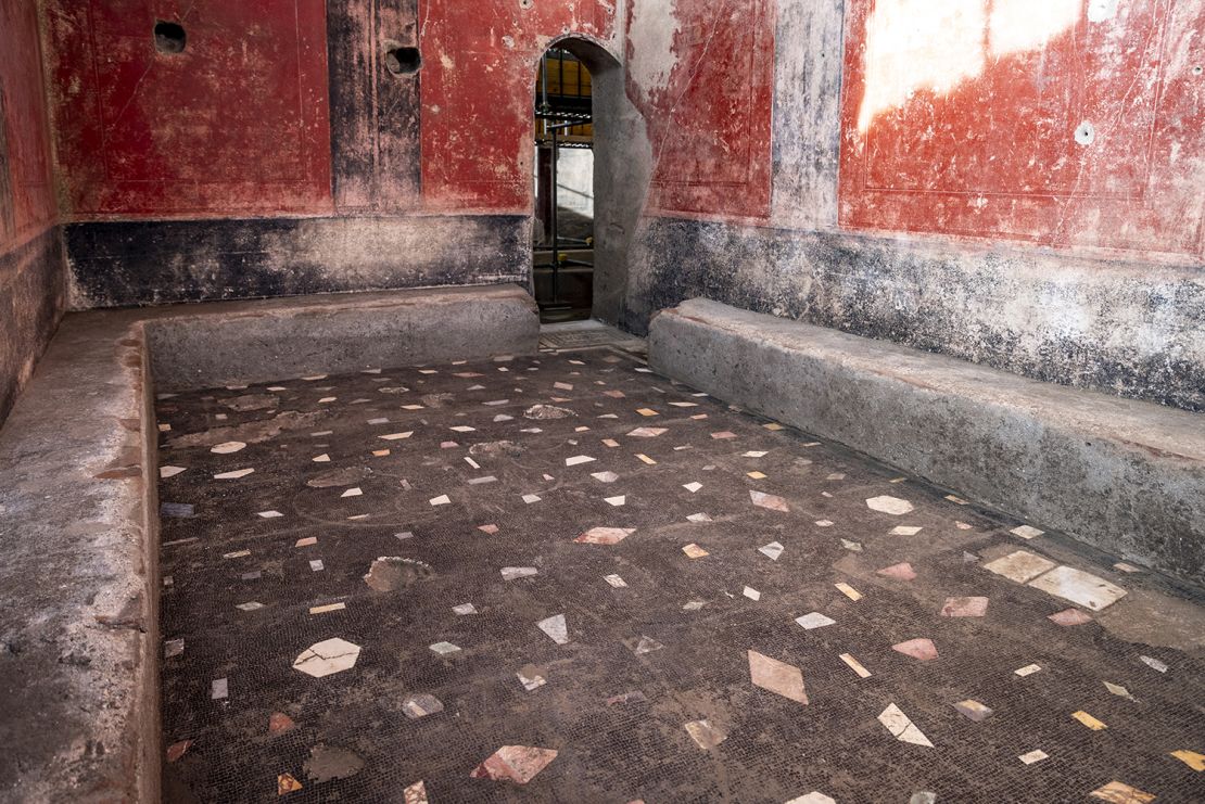 The benches in the changing room suggest the spa could accommodate 30 people, according to the Archaeological Park of Pompeii.