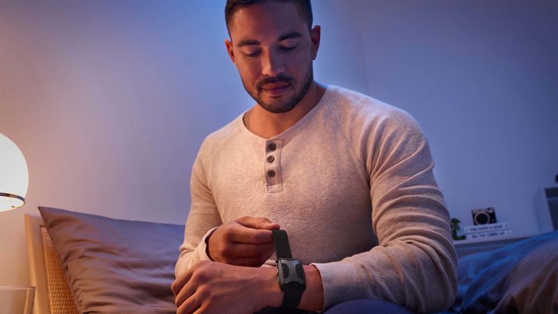 apollo-neuro-wearable-helps-you-get-30-minutes-more-sleep-cnn-underscored