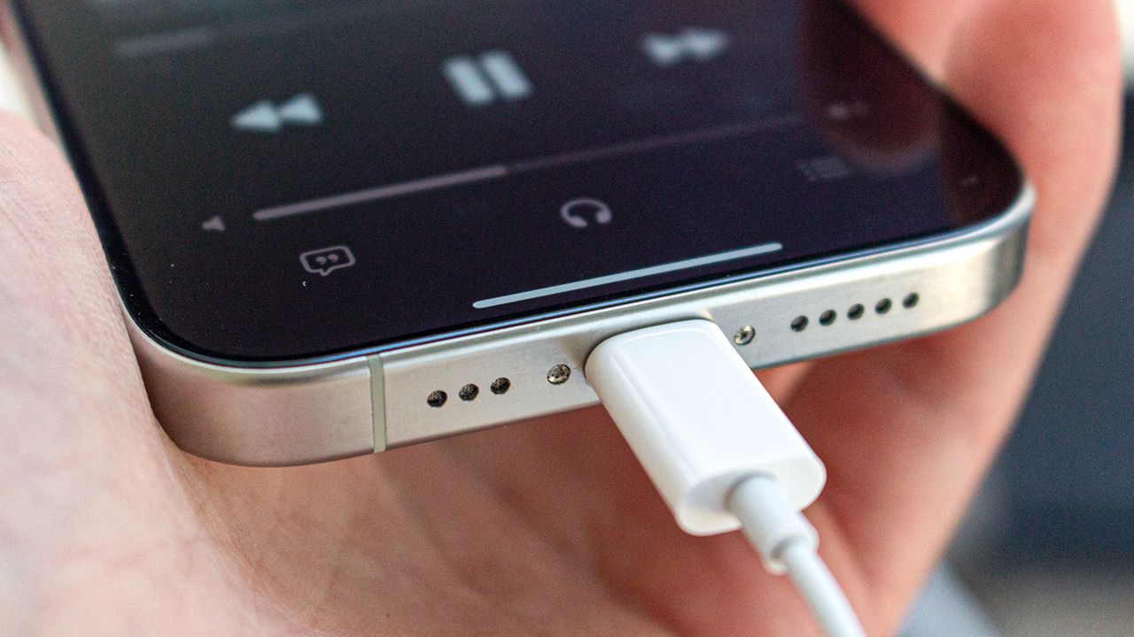 Apple EarPods com conector Lightning - Mobile View