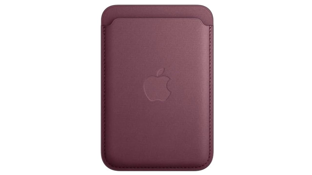 Apple iPhone FineWoven Wallet with MagSafe - Mulberry ??????? .jpg