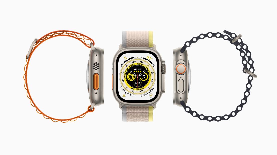 Apple-Watch-Ultra-3up-hero-220907.jpg