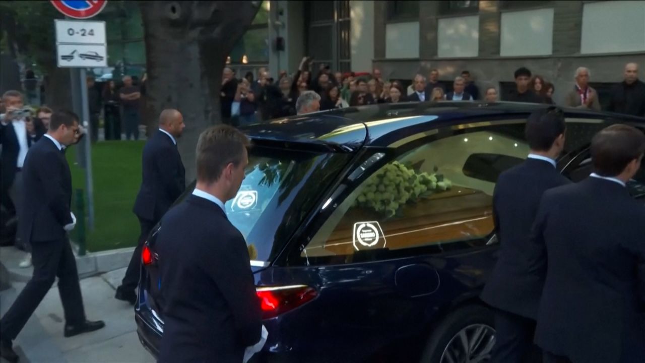 armani 16x9 1.jpg