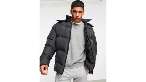 Asos Design Puffer Jacket tái chế với mui xe có thể tháo rời