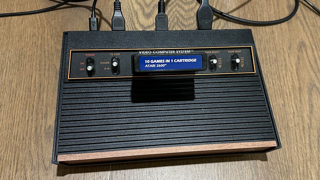  Berzerk - Enhanced Edition (Atari 2600 Plus) (Exclusive to  .co.uk) : Video Games