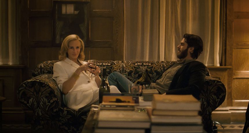 Julia Roberts and Andrew Garfield in 