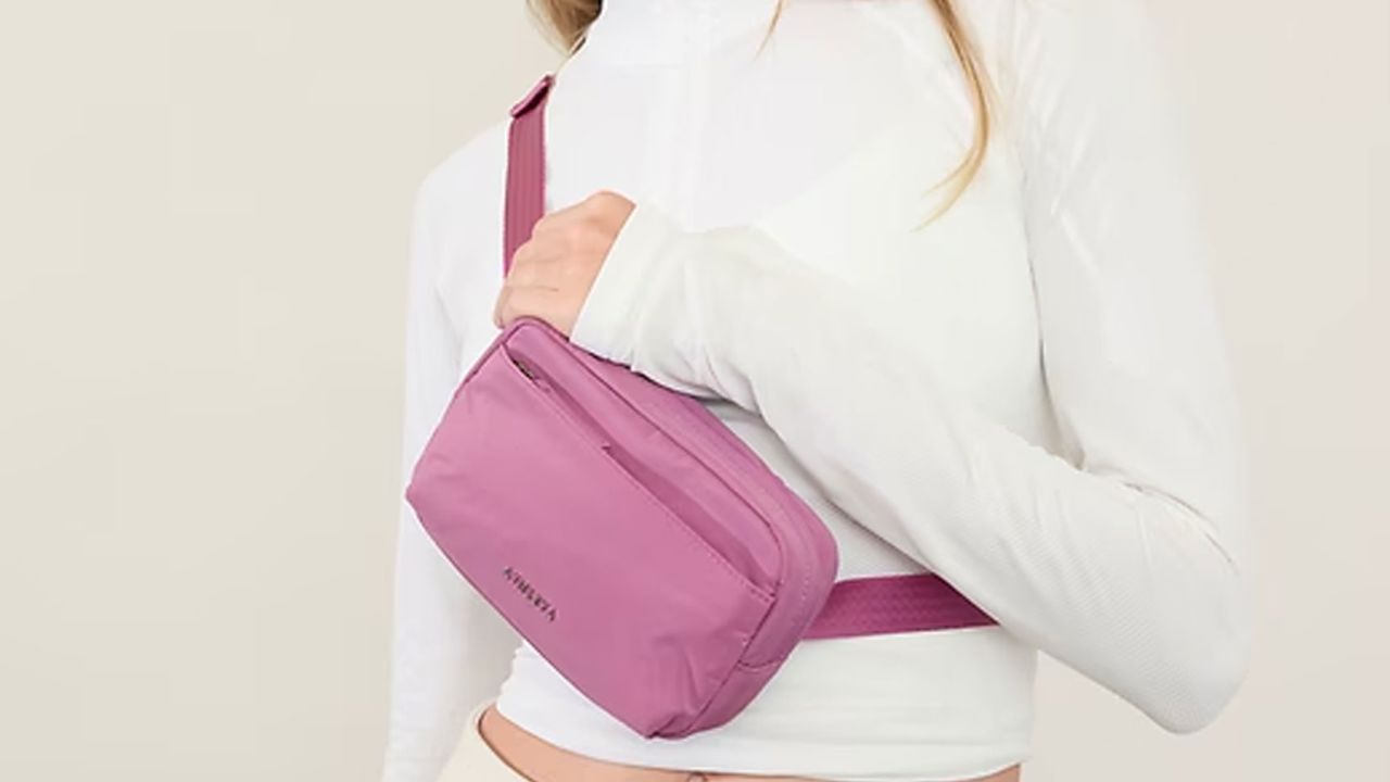 Athleta All About Crossbody Belt Bag