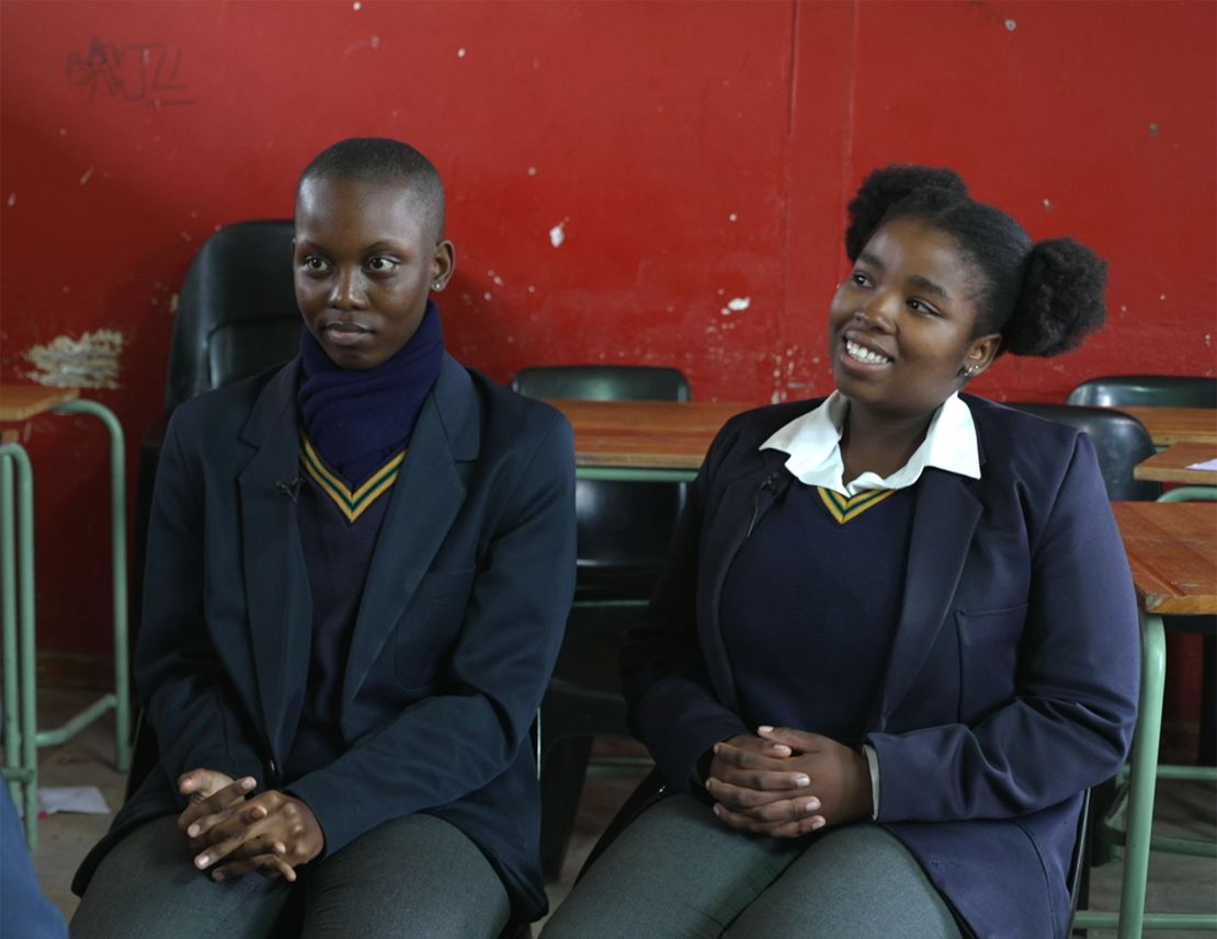 Students Atlegang Alcock (left) and Mbali Msimanga (right) are proud of their school’s history in the Soweto youth uprising.