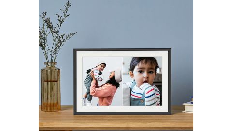 Aura Carver Luxe HD Smart Digital Picture Frame