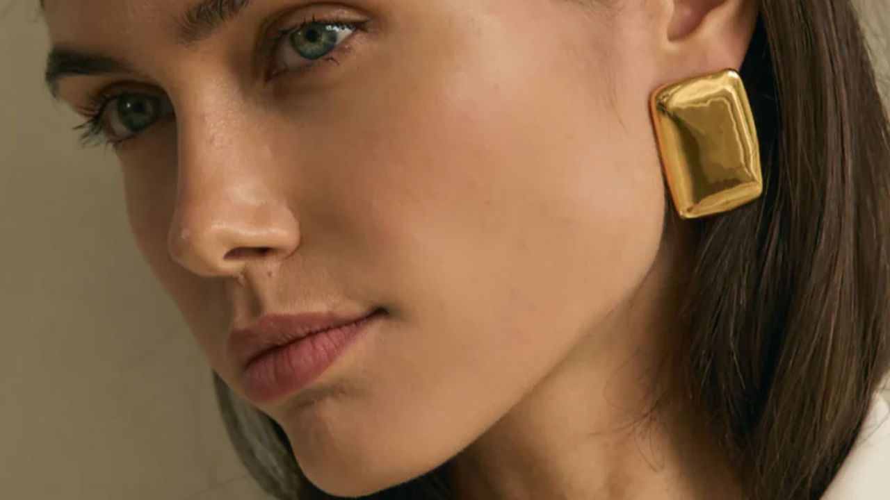 Aureum Cait Gold Rectangular Earrings