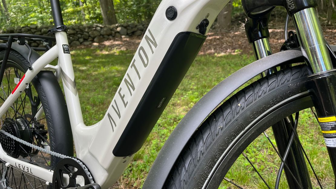 The Level.2’s battery is slickly integrated into the downtube and is easy to remove for charging with a lock and toggle. Overall, it’s a very clean design.