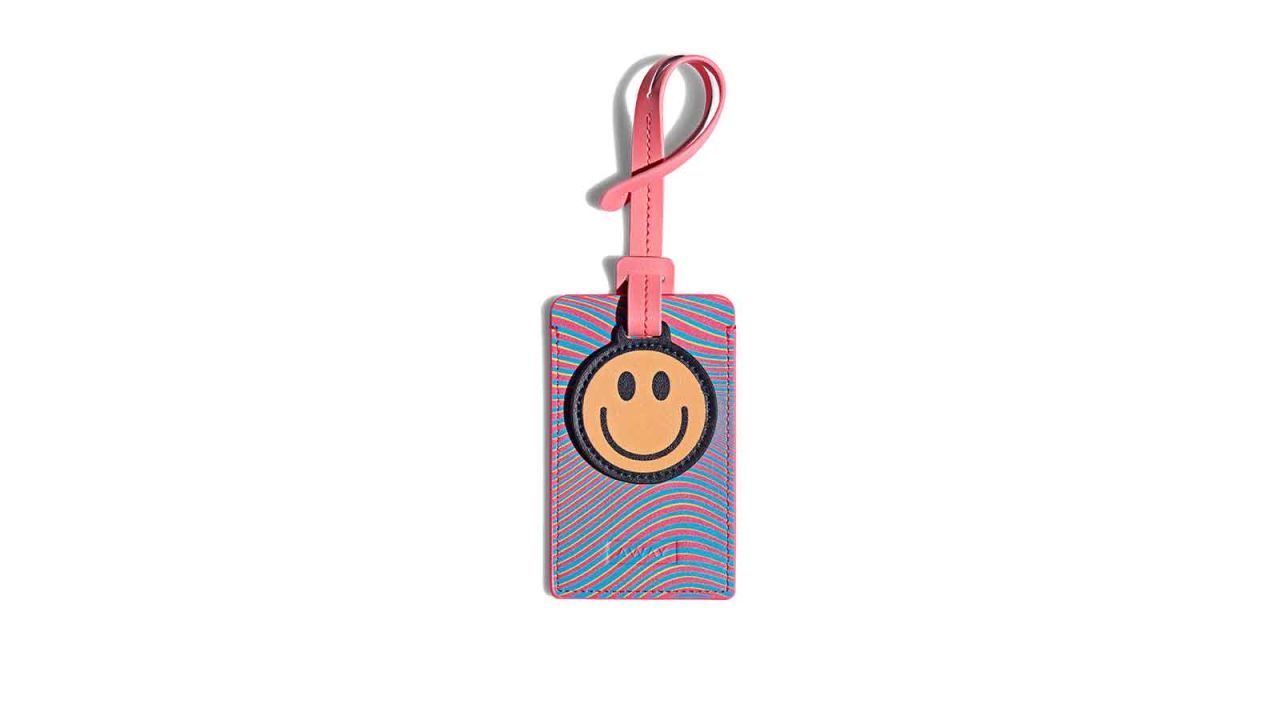 away soundwave luggage tags cnnu.jpg