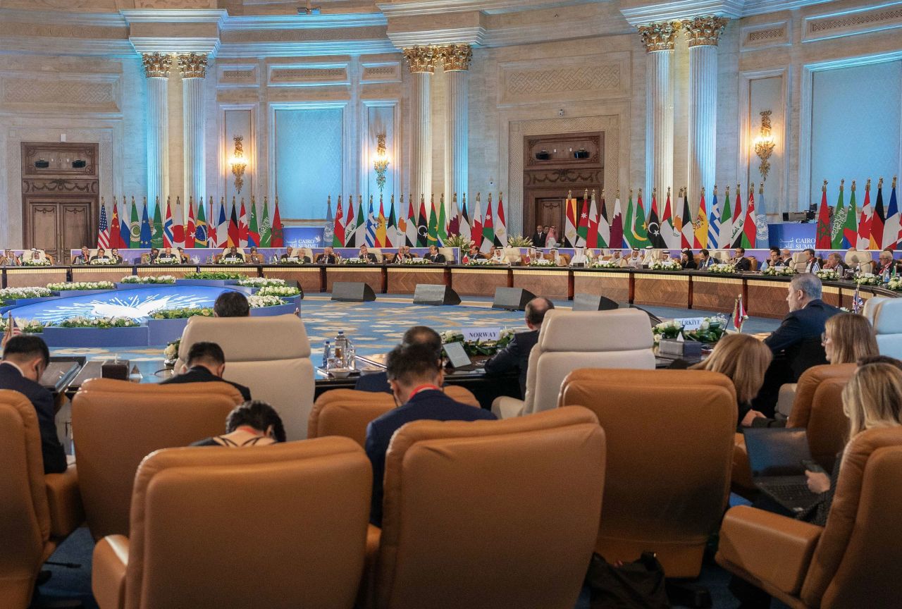 World leaders attend the Cairo peace summit on October 21. 