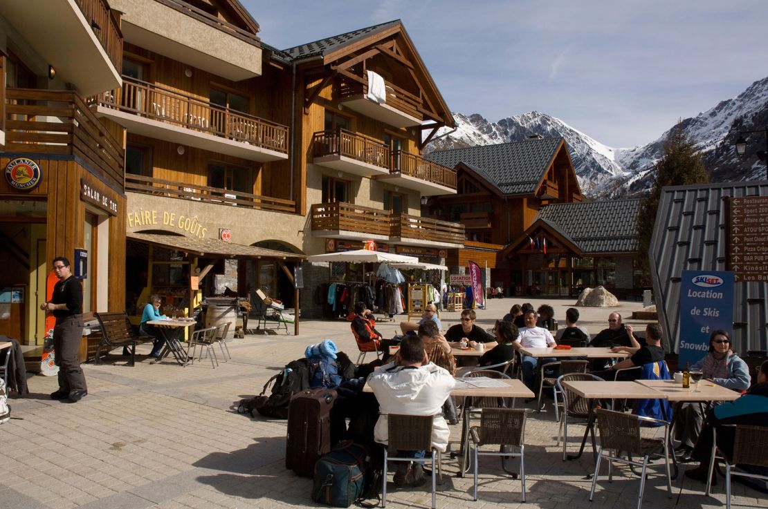 The picturesque village of Vaujany is full of authentic charm.