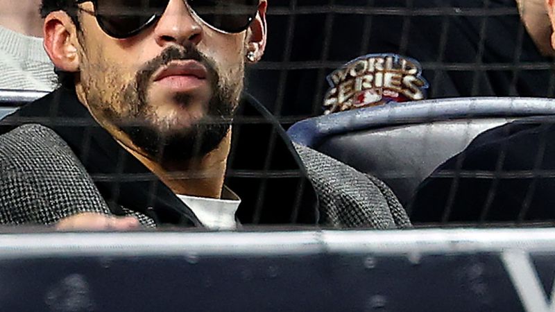 Foul ball lands on Bad Bunny at Yankees game