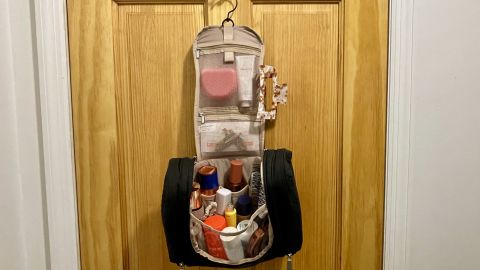 bagsmart toiletry organizer hanging.jpg