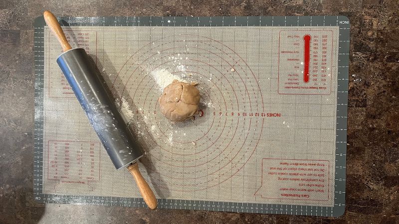 Under $25 scores: The Cook Time  Baking Mat with Measurements is a super efficient kitchen multitasker, perfect for rolling out dough | CNN Underscored