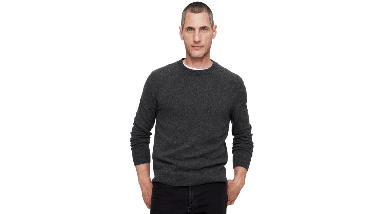 banana republic alta cashmere crew neck sweater in coal black heather