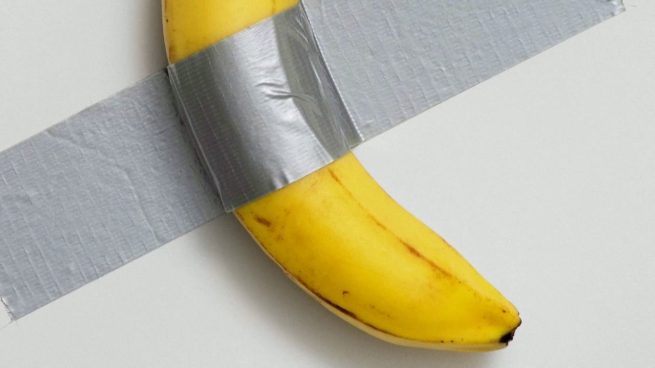 Video: See the ‘world’s most expensive banana’ that just sold for $6.2 ...