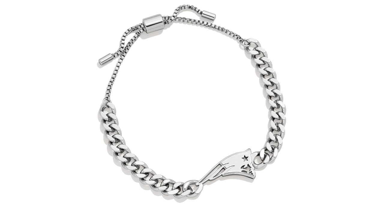 BaubleBar patriots bracelet.jpg