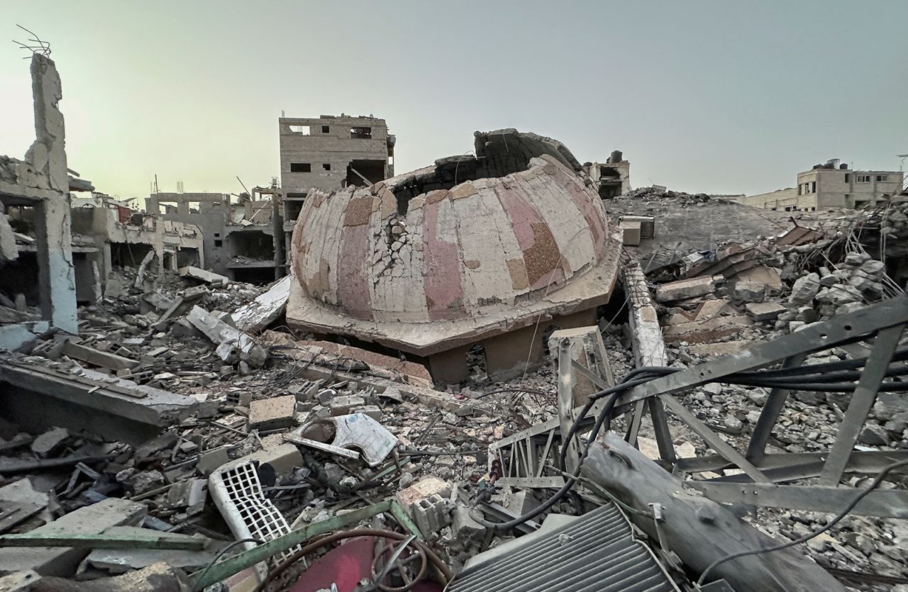 Houses destroyed in Israeli strikes are seen in Gaza on November 26, as the temporary truce between Israel and Hamas took effect. 