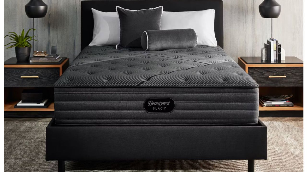 beautyrest-black-mattress-productcard-cnnu.jpg