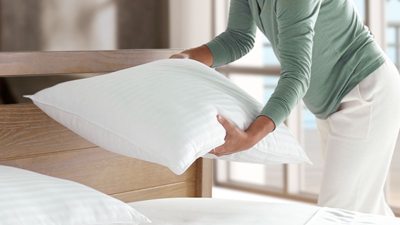 Beckham Hotel Collection Bed Pillows for Sleeping 