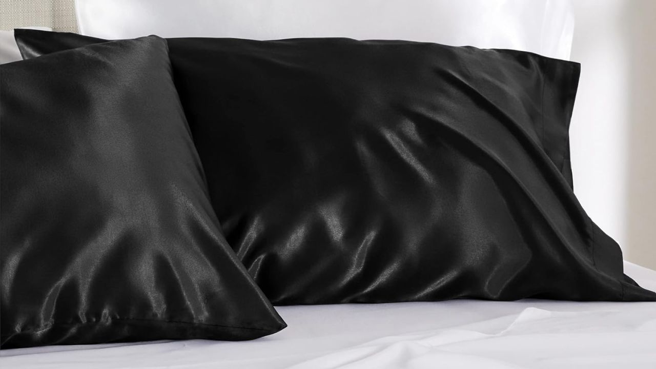 bedsure satin pillowcase cnnu.jpg
