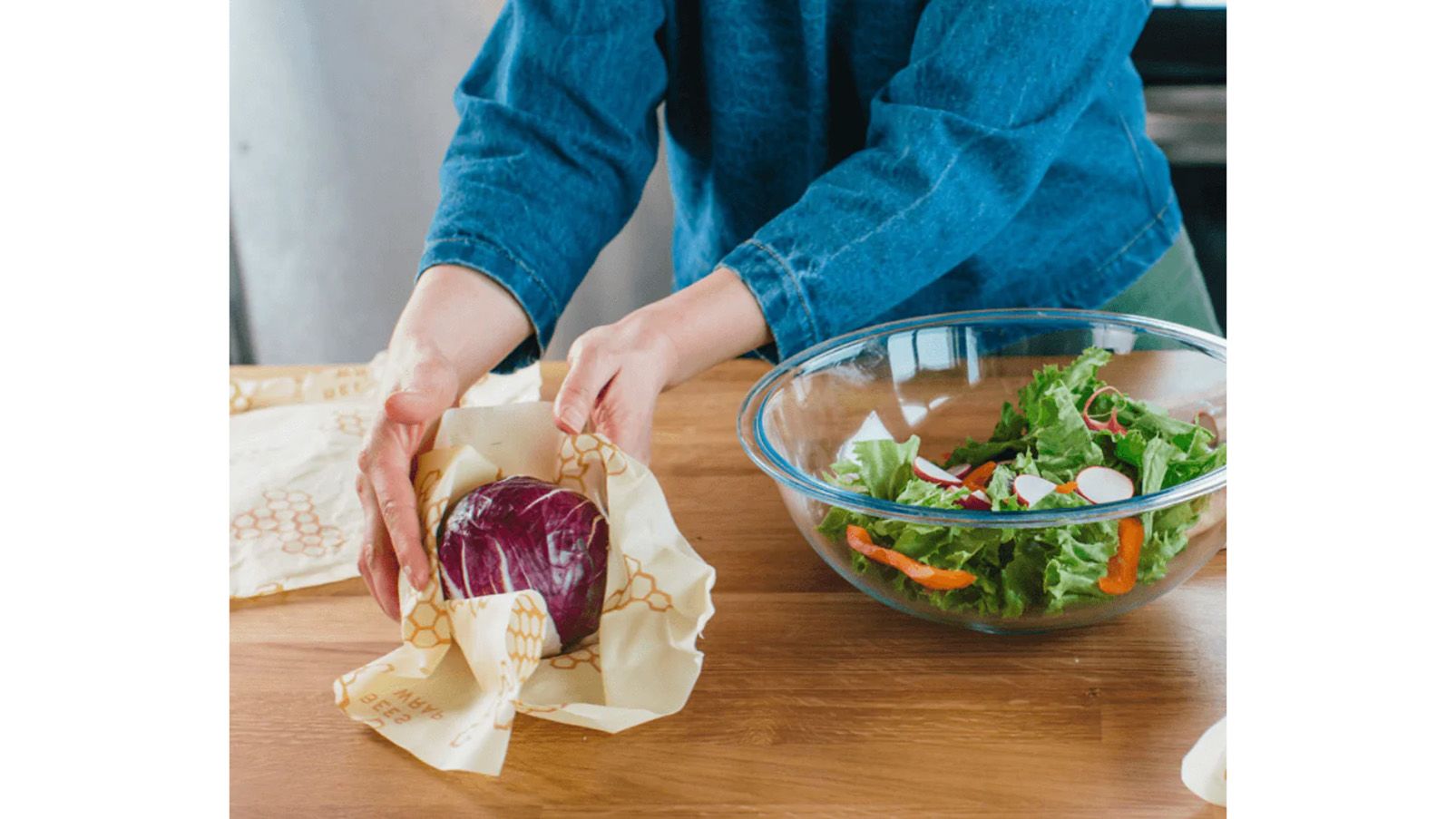 The Sustainable Plastic Wrap Swap That's Already In Your Kitchen