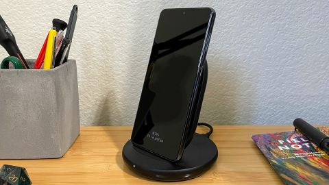 Belkin 15W Stand