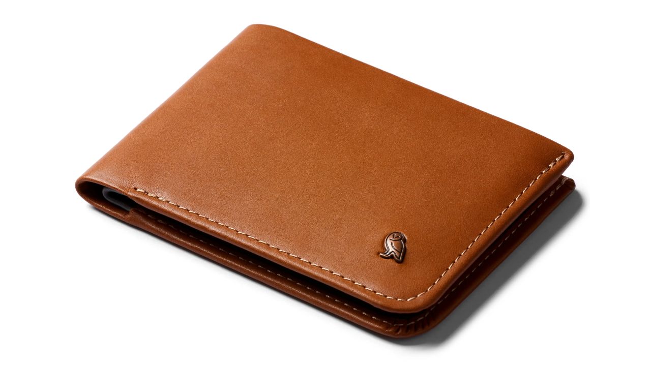 bellroy hide and seek in caramel
