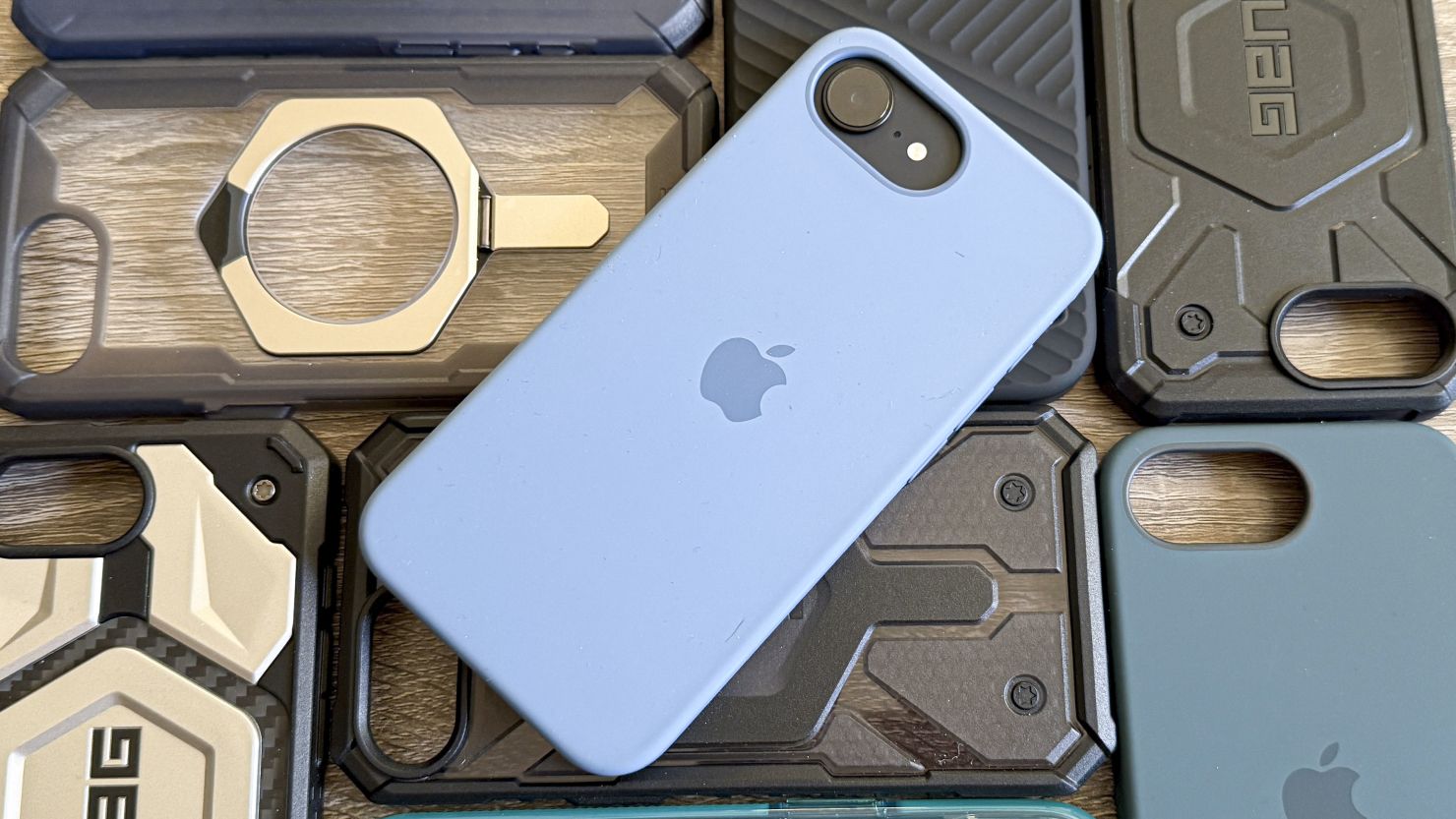 The best iPhone 16e cases in 2025 CNN Underscored