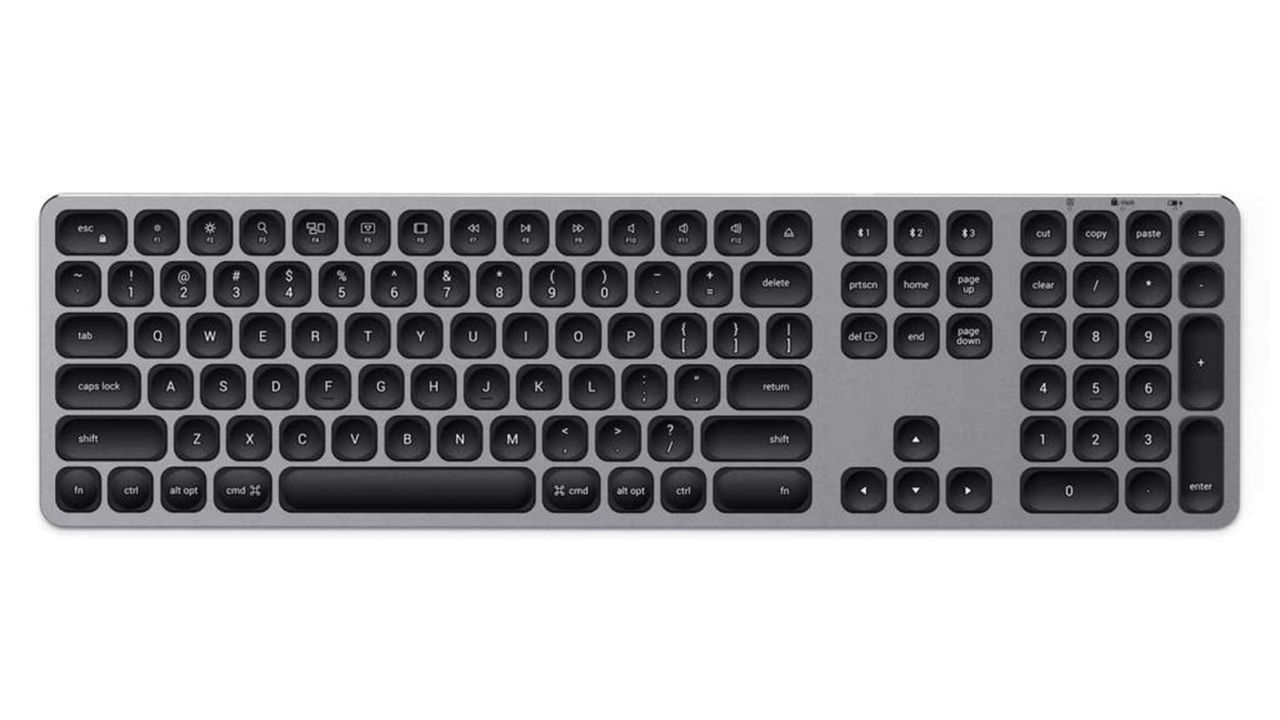 best-macbook-pro-accessorries-aluminum-keyboard.jpg