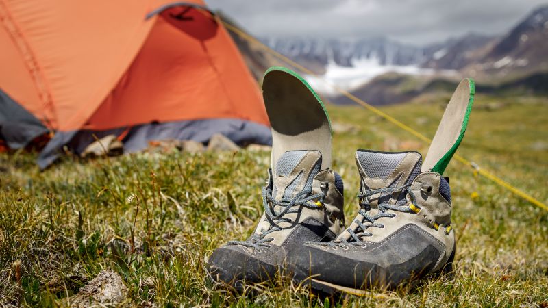 Orthotic friendly hiking store boots