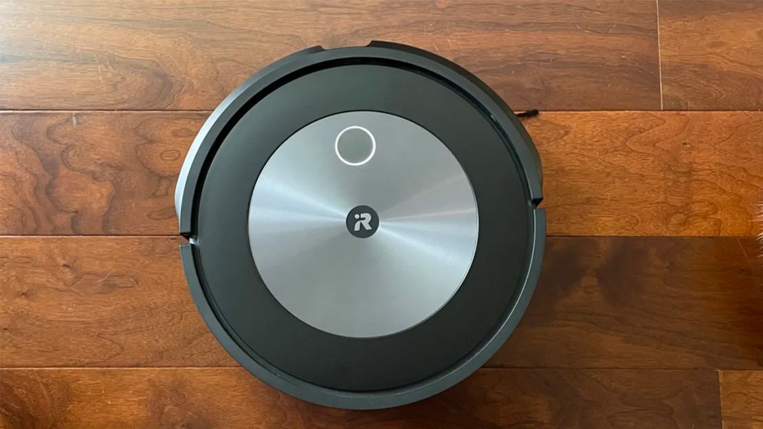 best robot vacuum_irobot roomba j7_inline_cnnu.jpg