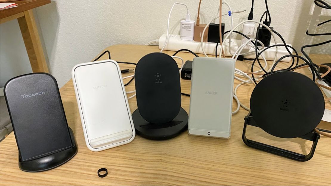 Wireless charging vs. wired: what are the benefits? - Cellular Sales