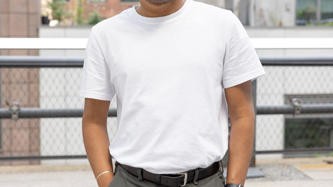 A CNN Underscored editor in the Everlane Organic Cotton Crew T-shirt