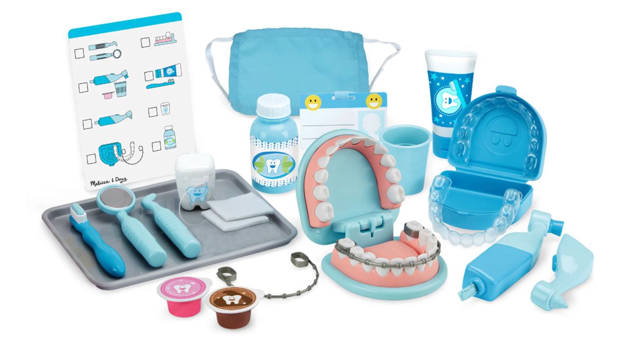 Melissa & Doug Super Smile Dentist Kit