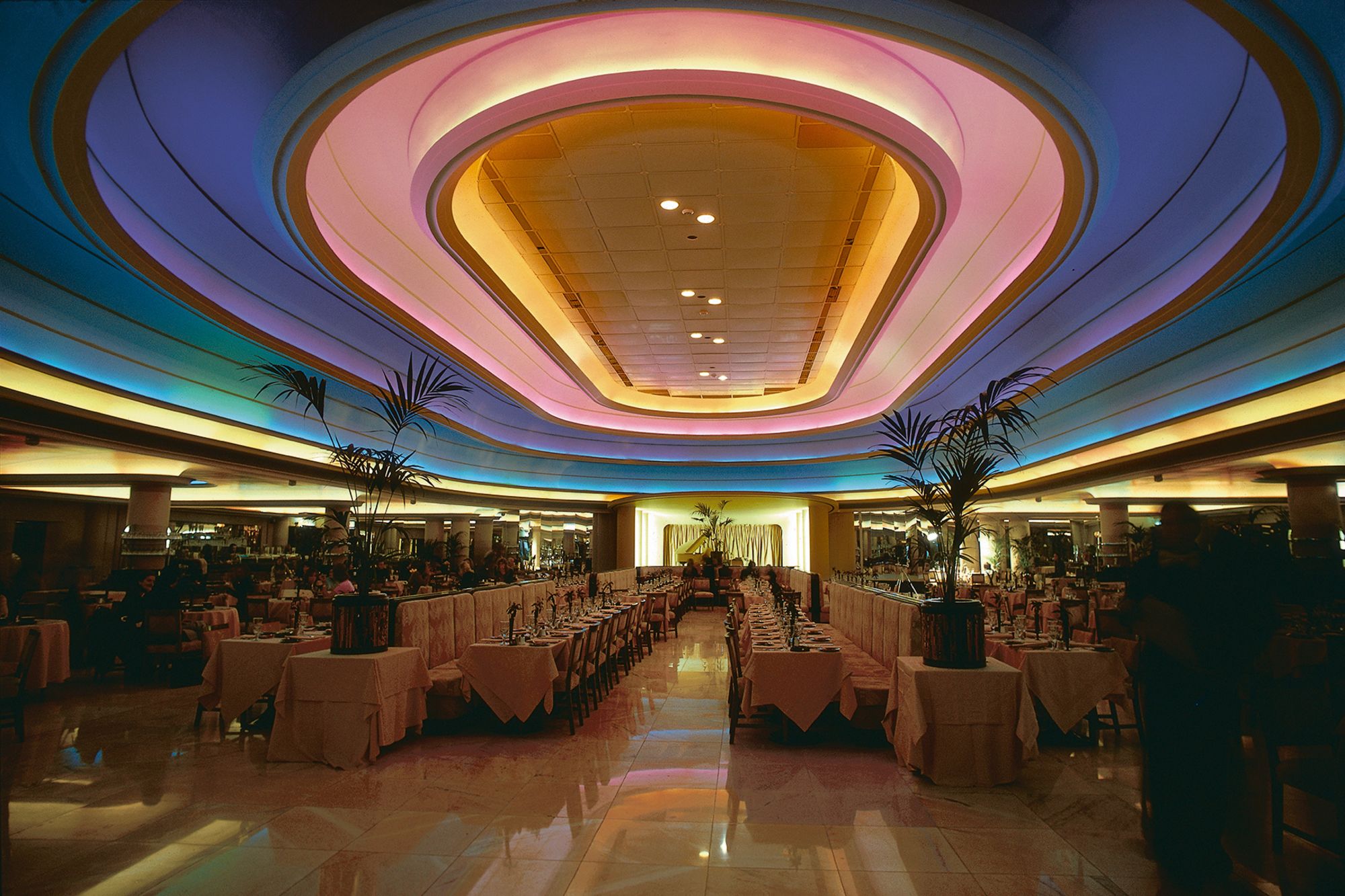 When Big Biba restored the 1930s restaurant the "Rainbow Room" within their Kensington building, it quickly became the place for celebrities and musicians to hang out.