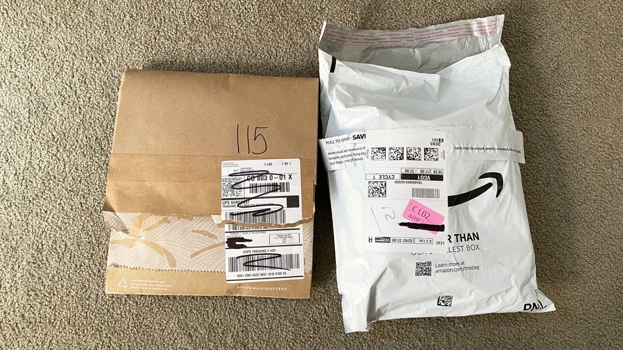 Stasher packaging from Stasher.com (left) and Amazon (right)