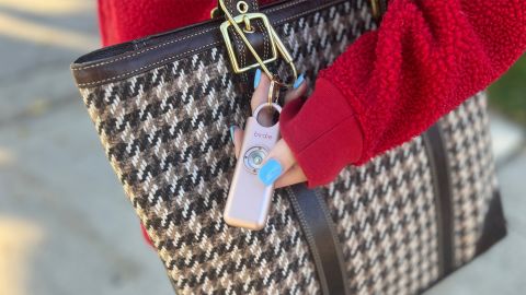 birdie safety alarm purse cnnu.jpg