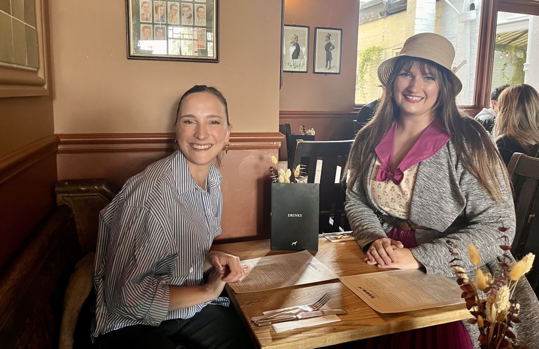 Friends Katie Hageman and Avangeline Strasburg are on vacation in London. When they heard about The Black Dog, they had to incorporate the pub into their itinerary.