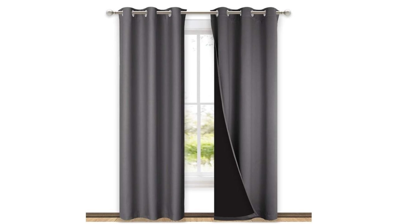 blackout curtains nicetown.jpg