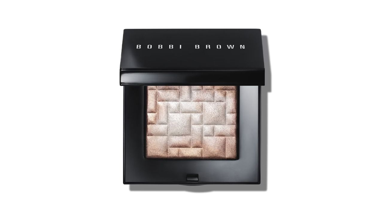 bobbi-brown-highlighting-powder.jpg