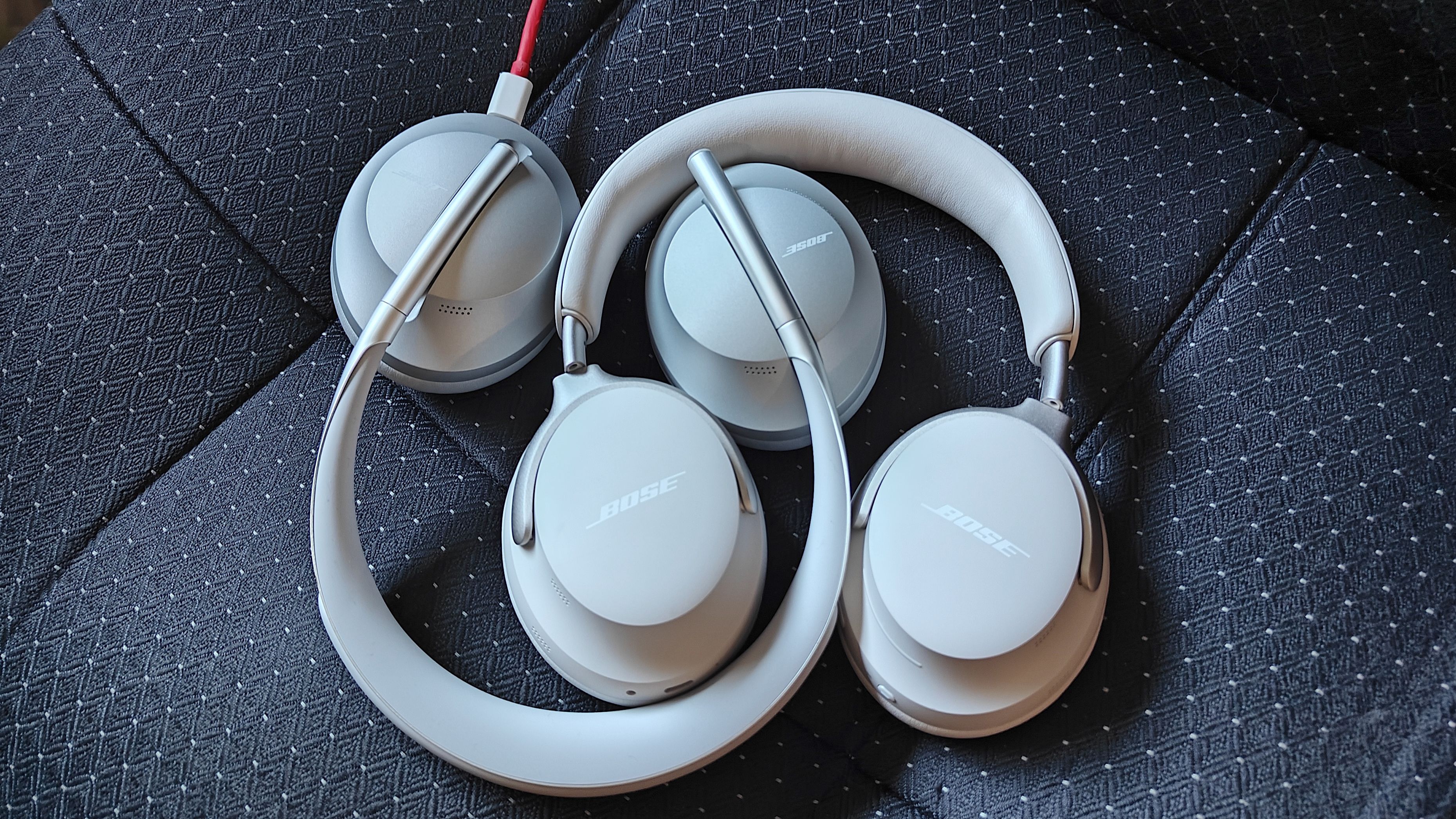 Bose 700 Noise Cancelling Wireless Over-Ear Headphones - Luxe Silver